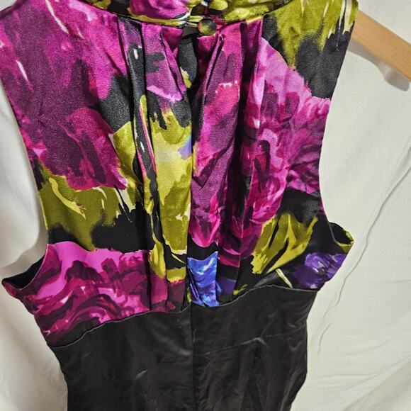 Size 8 multicolored and black - Picture 3 of 4